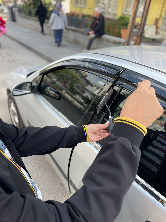 Şuhut Oto Kilitçisi